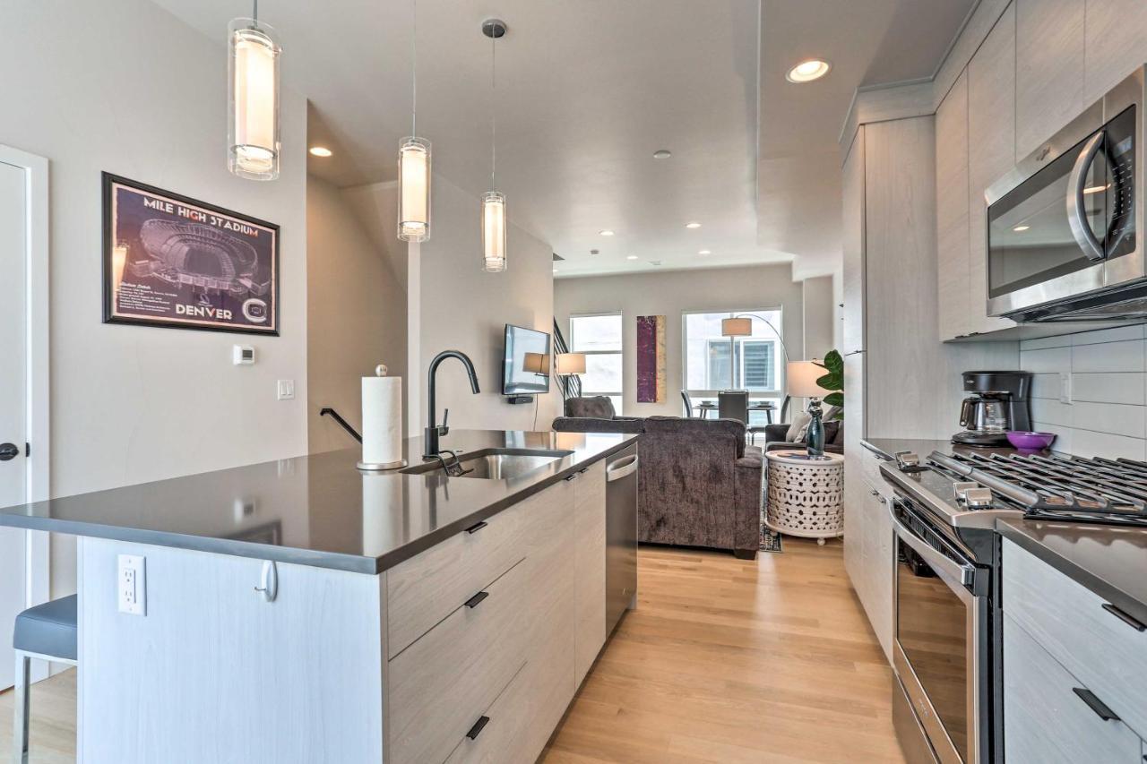 Trendy Denver Townhome - Walk To Mile High Stadium Luaran gambar